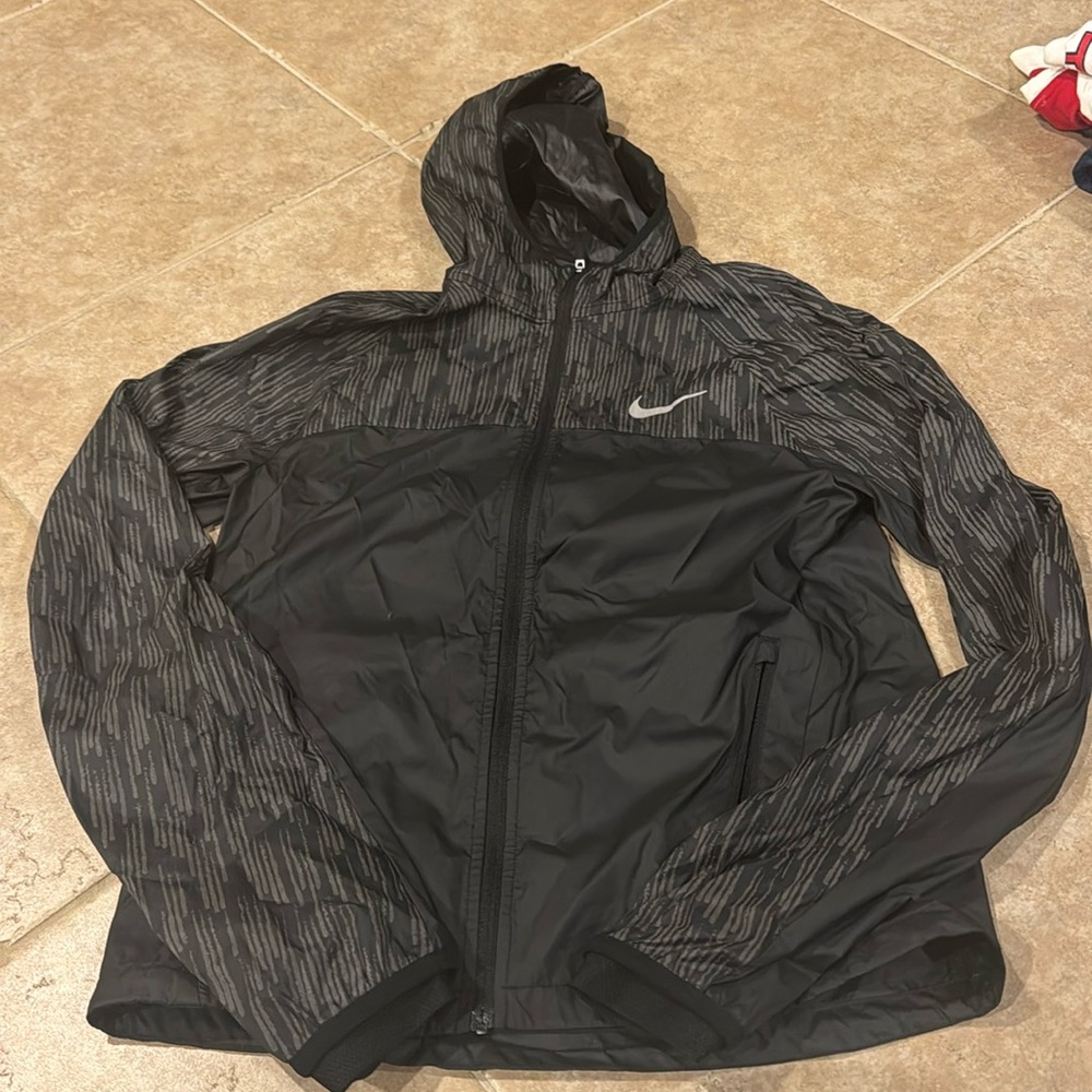Nike Women's Windbreaker Jacket